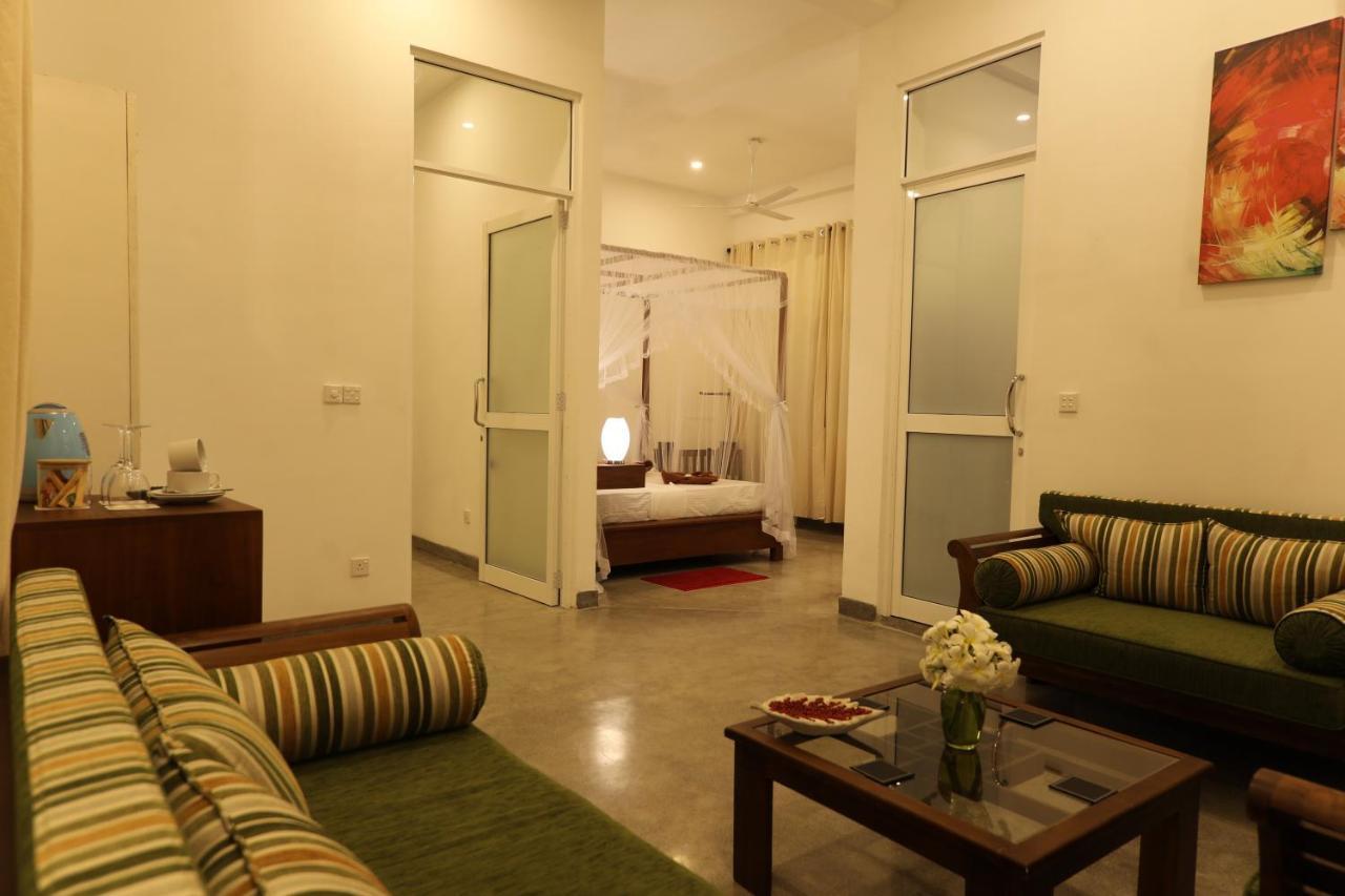 Grove 4* Unawatuna